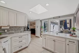 2 Sutton Pl, Massapequa, NY 11758 - Photo 5