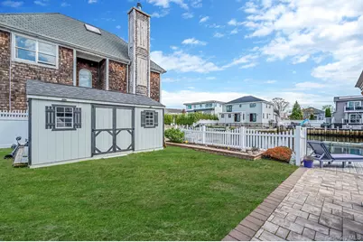 2 Sutton Place, Massapequa, NY 11758 - Photo 37