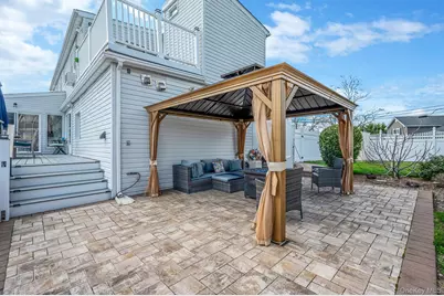 2 Sutton Place, Massapequa, NY 11758 - Photo 35