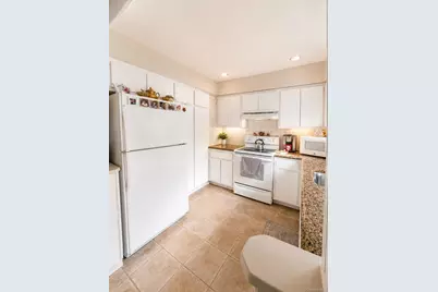 317 Herbert Place, Bethpage, NY 11714 - Photo 9