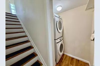1005 6th Street, West Babylon, NY 11704 - Photo 5