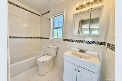 1005 6th Street, West Babylon, NY 11704 - Photo 13