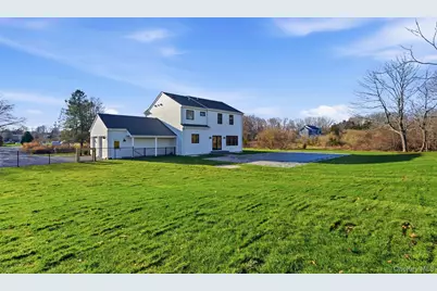 26 Tuthills Lane, Jamesport, NY 11947 - Photo 17