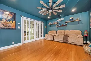 73 Ciro St, Huntington, NY 11743 - Photo 19