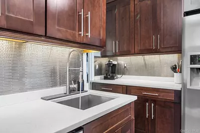 555 Bronx River Road #3P, Yonkers, NY 10704 - Photo 11