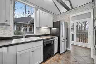 98 Mount Airy Road S, Croton on Hudson, NY 10520 - Photo 13