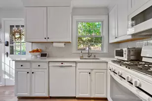 150 Parkview Pl, Mount Kisco, NY 10549 - Photo 9