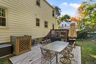 150 Parkview Pl, Mount Kisco, NY 10549 - Photo 23