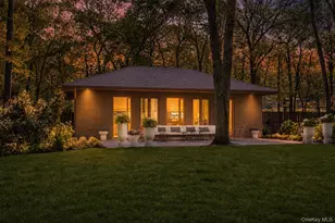 13 Bittersweet Ave, Hampton Bays, NY 11946 - Photo 37