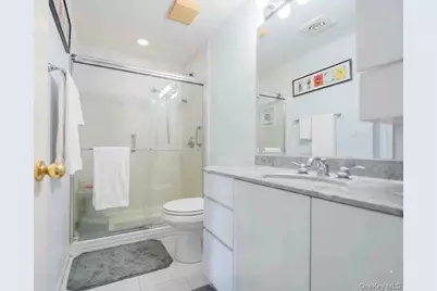 2355 Pershing Boulevard #704, Baldwin, NY 11510 - Photo 11