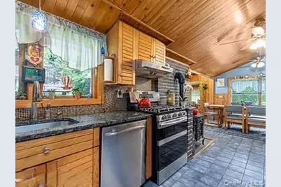 589-595 Plank Road, Mount Tremper, NY 12457 - Photo 5