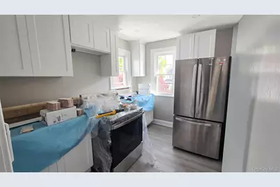 24358 144th Avenue #2nd Floor, Rosedale, NY 11422 - Photo 5