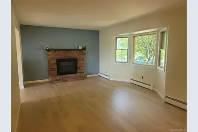 8 Cornell Road, Patchogue, NY 11772 - Photo 5