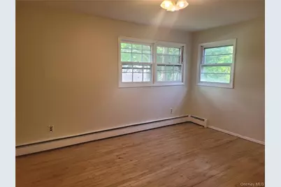 8 Cornell Road, Patchogue, NY 11772 - Photo 15