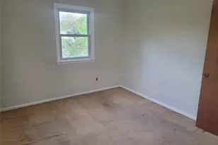 8 Cornell Rd, Patchogue, NY 11772 - Photo 17