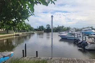 8 Cornell Rd, Patchogue, NY 11772 - Photo 3