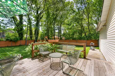 47 Suffolk Road, Hampton Bays, NY 11946 - Photo 37