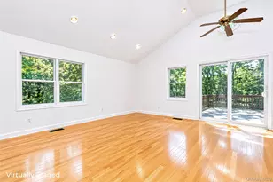 47 Suffolk Rd, Hampton Bays, NY 11946 - Photo 9