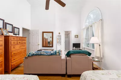 47 Suffolk Road, Hampton Bays, NY 11946 - Photo 27