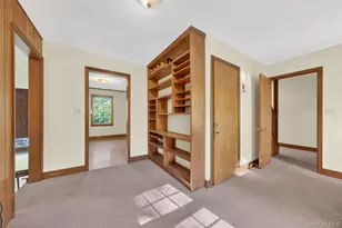 2 Merry Hill Rd, Poughkeepsie, NY 12603 - Photo 13