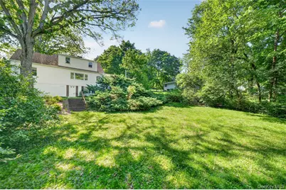 2 Merry Hill Road, Poughkeepsie, NY 12603 - Photo 3
