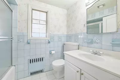 174 Fairview Avenue, Port Chester, NY 10573 - Photo 11