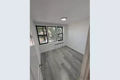 83-45 Vietor Avenue #5R, Elmhurst, NY 11373 - Photo 5
