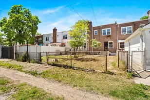 82-53 251st St, Bellerose, NY 11426 - Photo 21