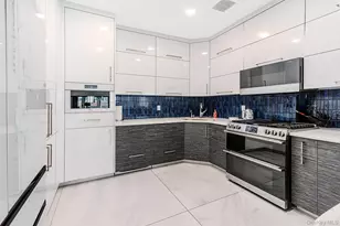 37 West End Ave, Brooklyn, NY 11235 - Photo 7