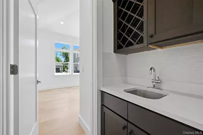 19 Montauk Highway #7, Westhampton, NY 11977 - Photo 11