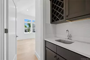19 Montauk Hwy, Westhampton, NY 11977 - Photo 11