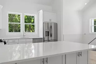 19 Montauk Hwy, Westhampton, NY 11977 - Photo 7
