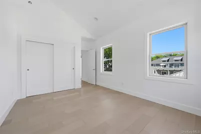 19 Montauk Highway #9, Westhampton, NY 11977 - Photo 25