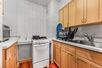 118-17 Union #15J, Forest Hills, NY 11375 - Photo 3
