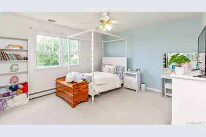 506 Twomey Avenue, Calverton, NY 11933 - Photo 25