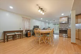 2073 Washington St, Merrick, NY 11566 - Photo 17