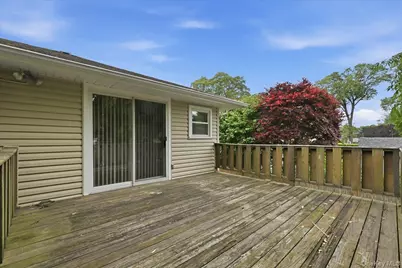 2073 Washington Street, Merrick, NY 11566 - Photo 27