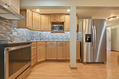 2073 Washington Street, Merrick, NY 11566 - Photo 15