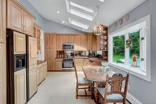 6 Highridge Dr, Huntington, NY 11743 - Photo 3