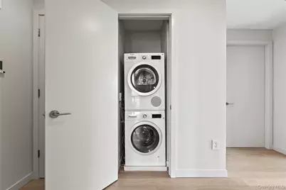 131-02A 40th Road #9H, Flushing, NY 11354 - Photo 5