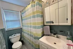 1626 Park Ave, New Hyde Park, NY 11040 - Photo 9