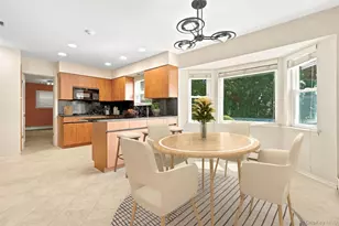 23 Carriage Ct, Scarsdale, NY 10583 - Photo 9