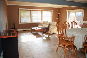 40 Tanager, Levittown, NY 11756 - Photo 3