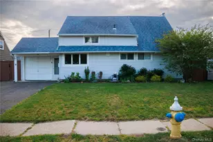40 Tanager, Levittown, NY 11756 - Photo 19