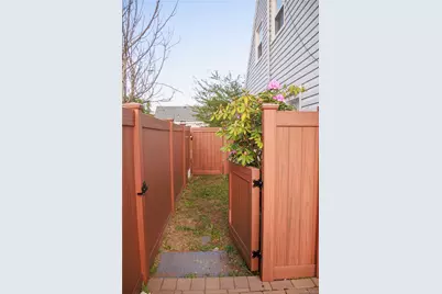 40 Tanager, Levittown, NY 11756 - Photo 15