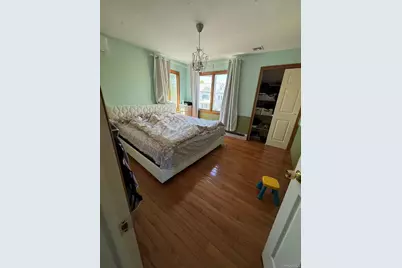 116 West Avenue, Hicksville, NY 11801 - Photo 5