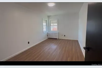 3523 Laconia Avenue, Bronx, NY 10469 - Photo 5