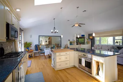 50 Runnymeade Drive, East Hampton, NY 11937 - Photo 11