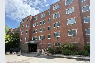 370 Central Park Avenue #2E, Scarsdale, NY 10583 - Photo 3