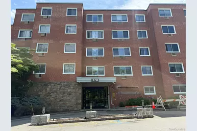 370 Central Park Avenue #2E, Scarsdale, NY 10583 - Photo 1